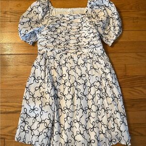 Abercrombie Kids White and Black Bow Dress size 11/12